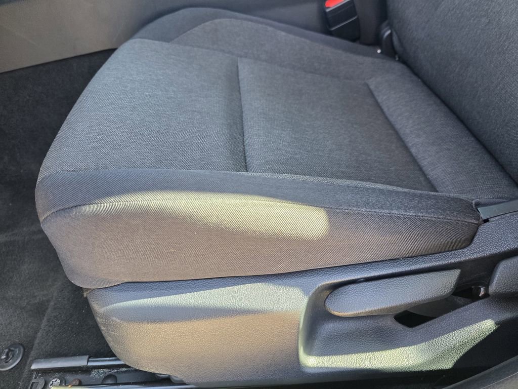 Used 2025 Toyota Camry LE image 16