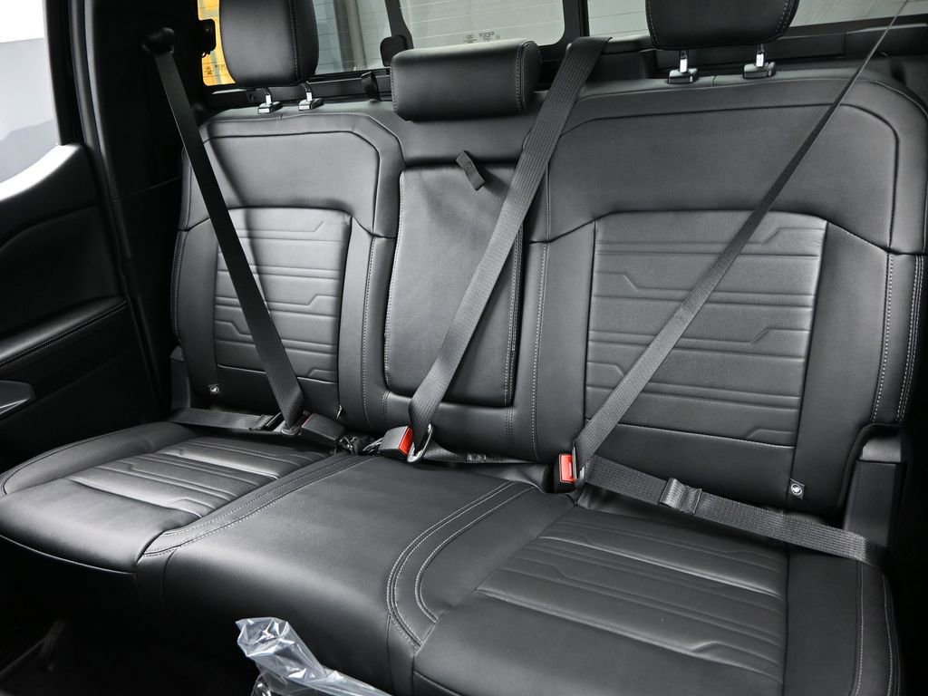 New 2025 Ford Ranger Lariat w/ Chrome Accent Package image 28