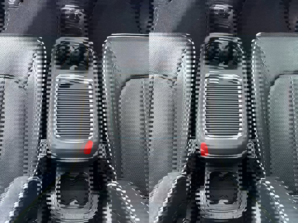 Used 2020 Chrysler Pacifica Limited w/ Advanced Safetytec Group image 38