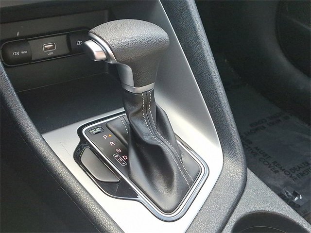 Used 2022 Kia Niro LX image 15