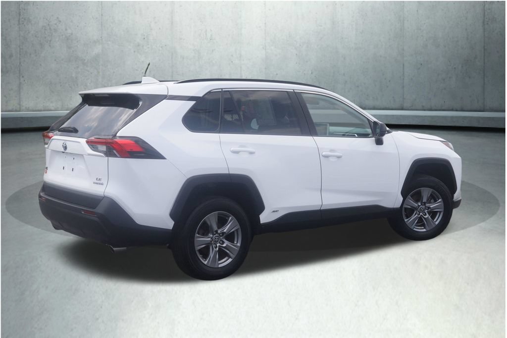 Used 2024 Toyota RAV4 LE AWD/4WD image 13