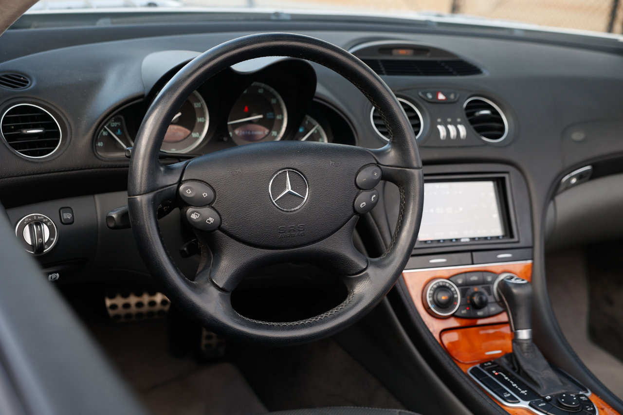 Used 2006 Mercedes-Benz SL 500 image 29