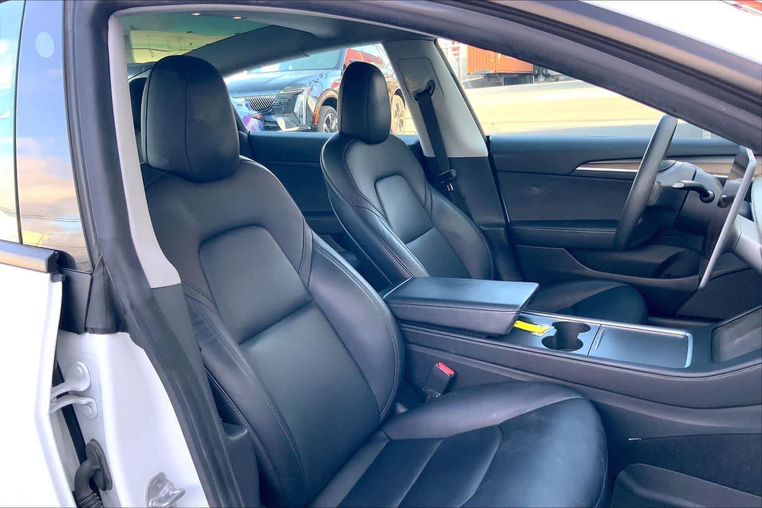 Used 2021 Tesla Model 3 Standard Range Plus RWD image 13