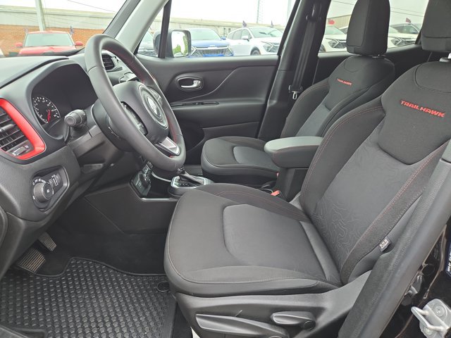 Used 2023 Jeep Renegade Trailhawk AWD/4WD image 92