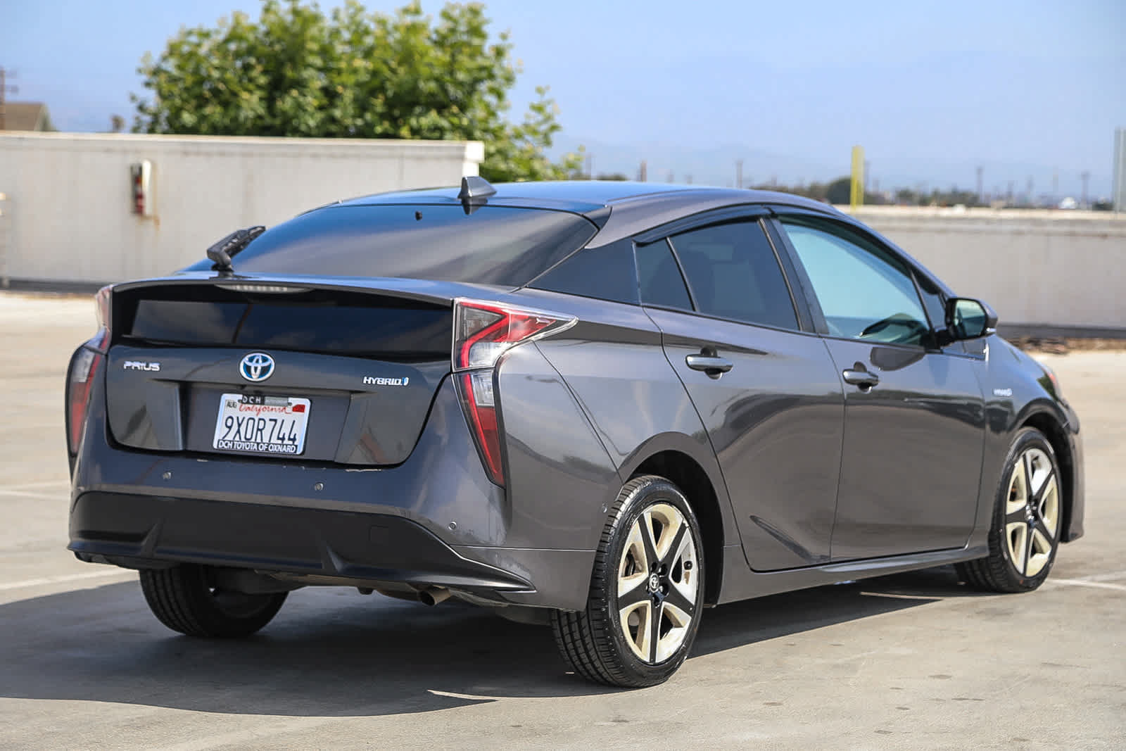 Used 2016 Toyota Prius Four Touring w/ Premium Convenience Package FWD image 5