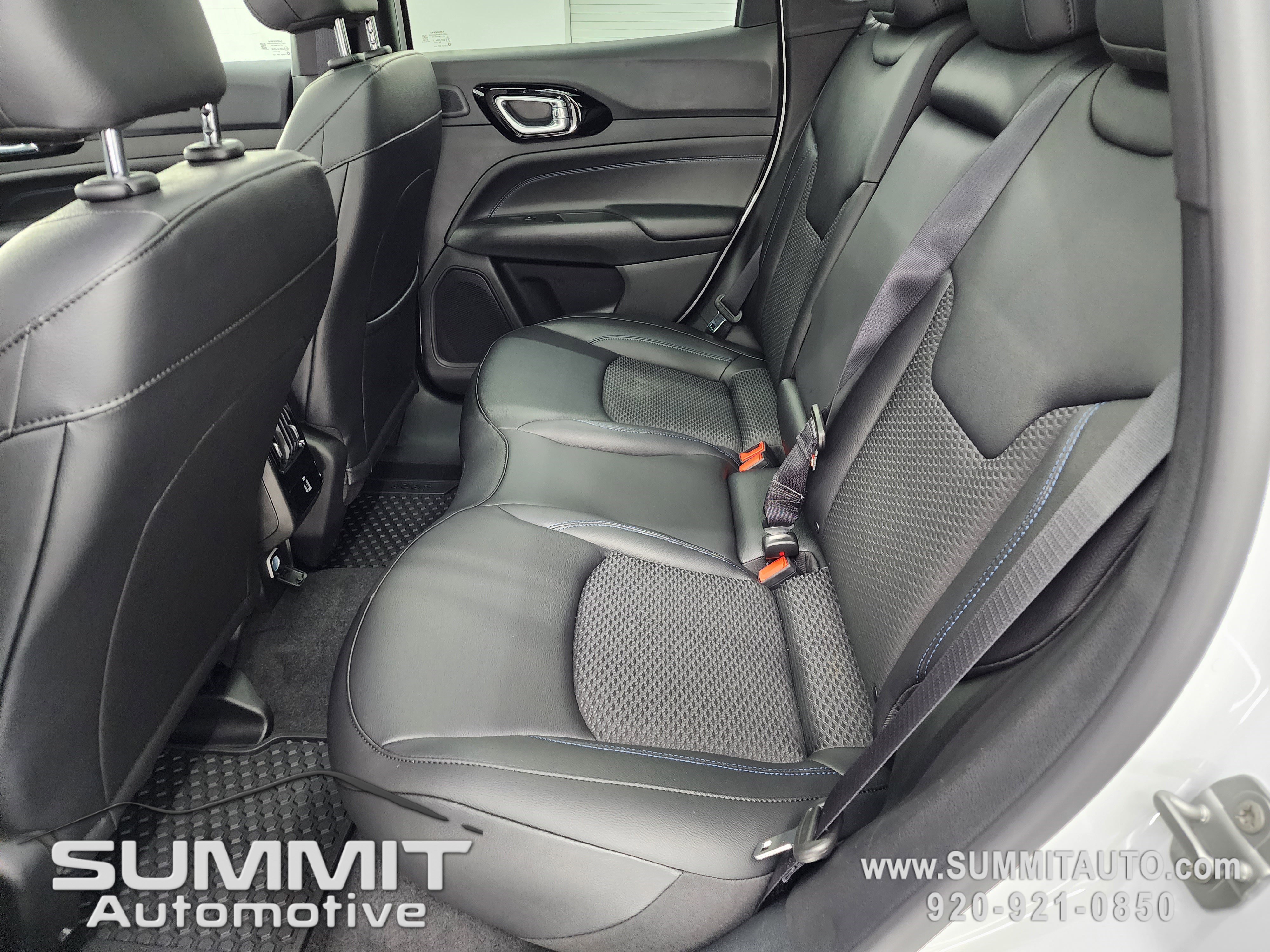 New 2026 Jeep Compass Latitude w/ Quick Order Package 29K image 9