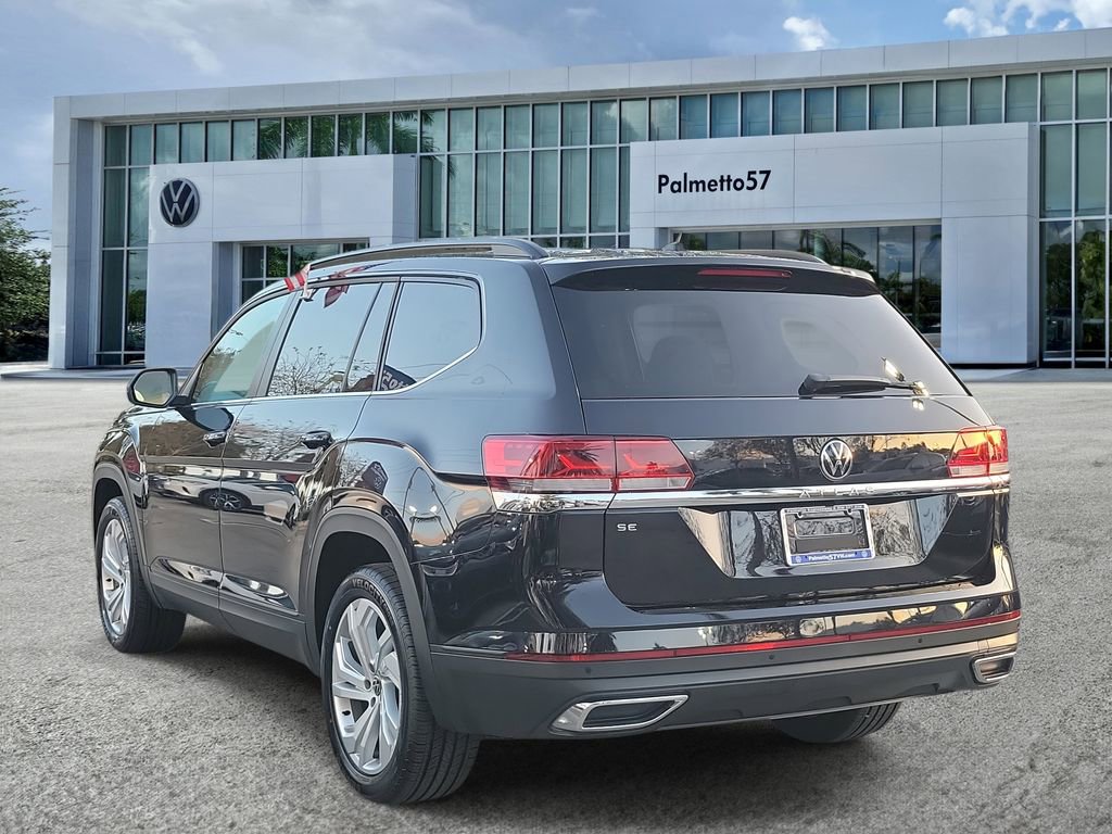 Used 2023 Volkswagen Atlas SE w/ Panoramic Sunroof Package image 4