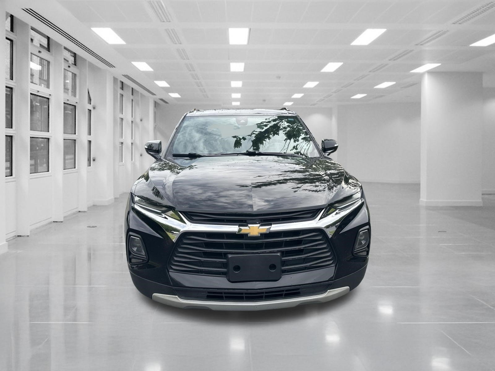 Used 2021 Chevrolet Blazer LT AWD/4WD image 2