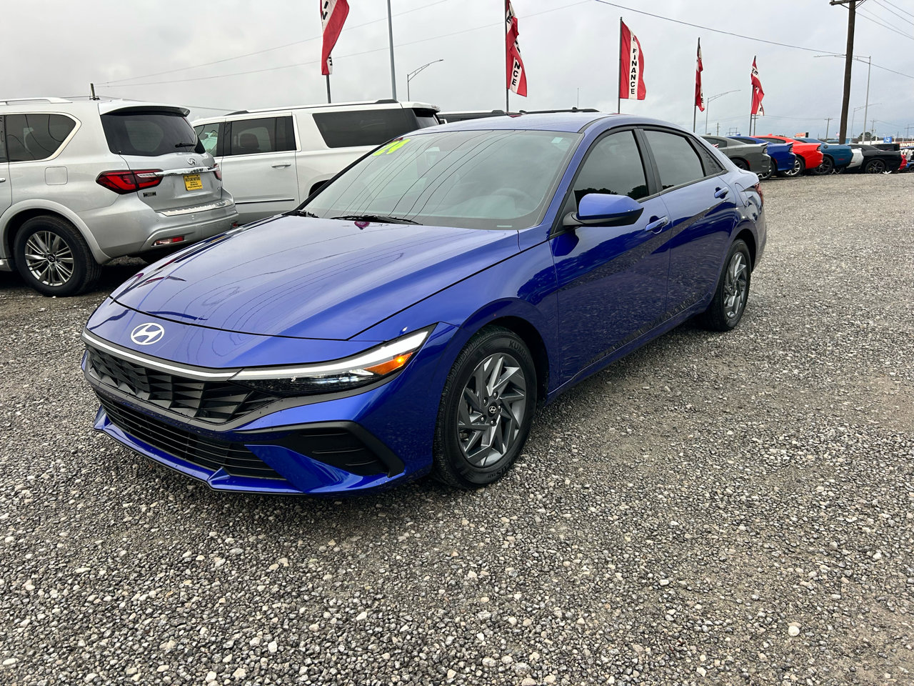 Used 2024 Hyundai Elantra SEL image 18