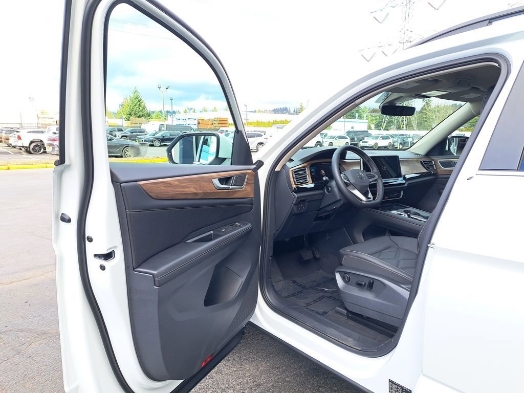 New 2026 Volkswagen Atlas SE image 10