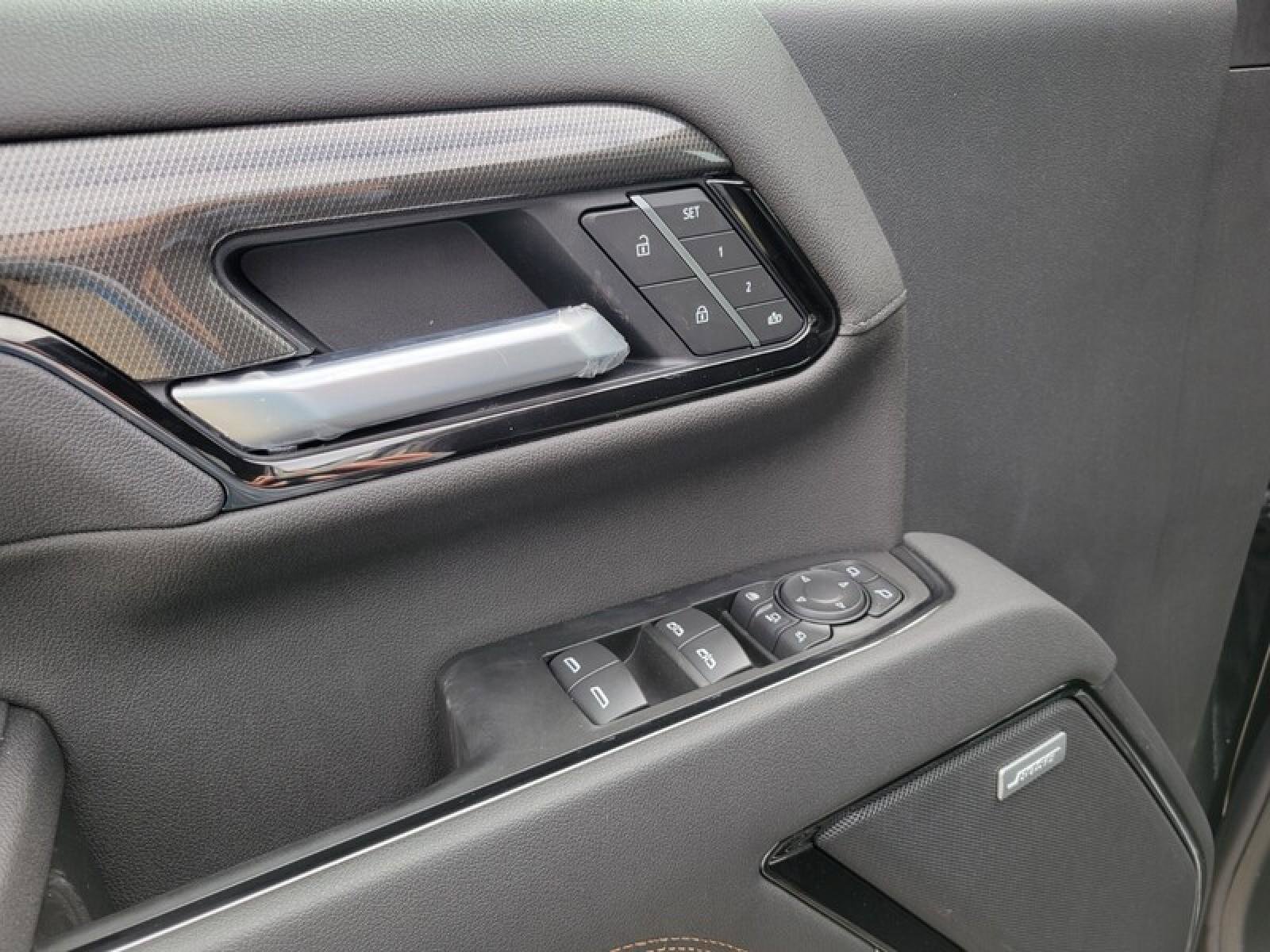 New 2026 GMC Sierra 3500 AT4 w/ AT4 Premium Plus Package image 12