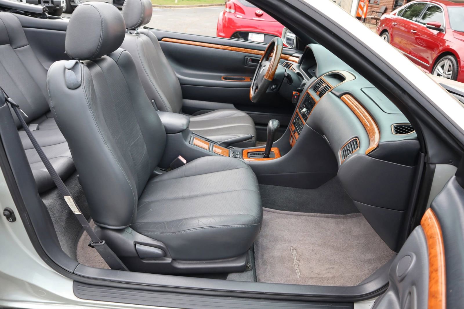 Used 2002 Toyota Solara SLE image 17