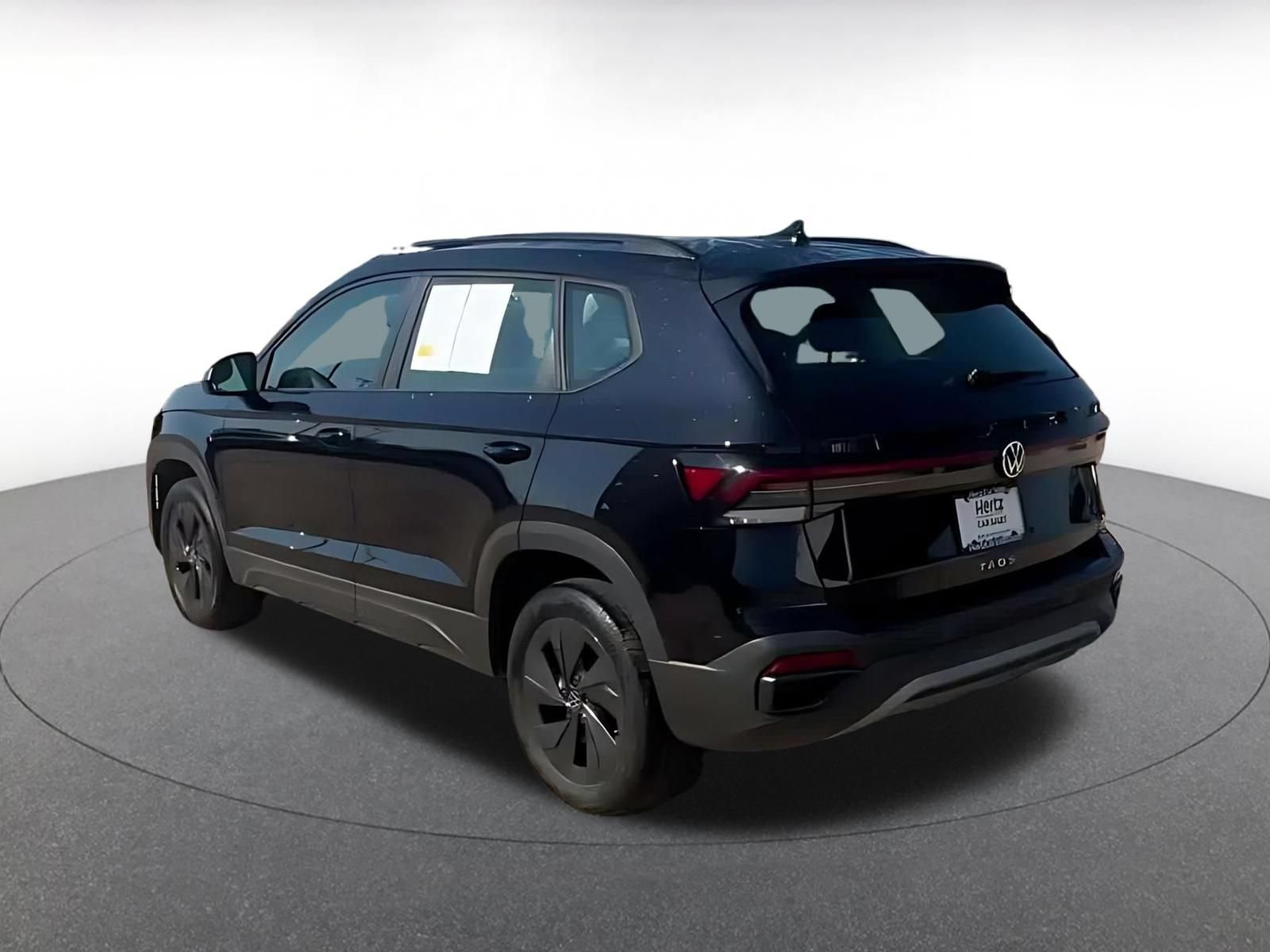 Used 2026 Volkswagen Taos S FWD image 9