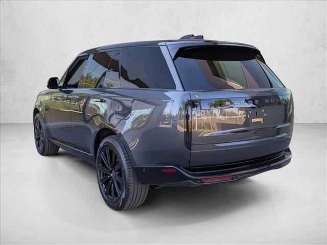 Certified 2025 Land Rover Range Rover SE image 8