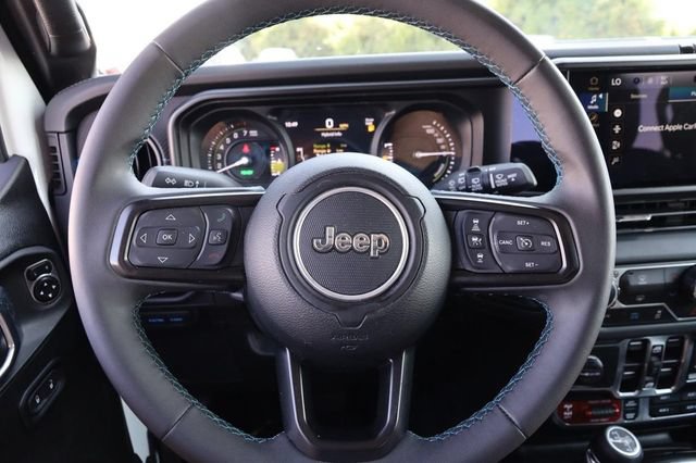 Used 2024 Jeep Wrangler Unlimited Rubicon 4xe AWD/4WD image 10