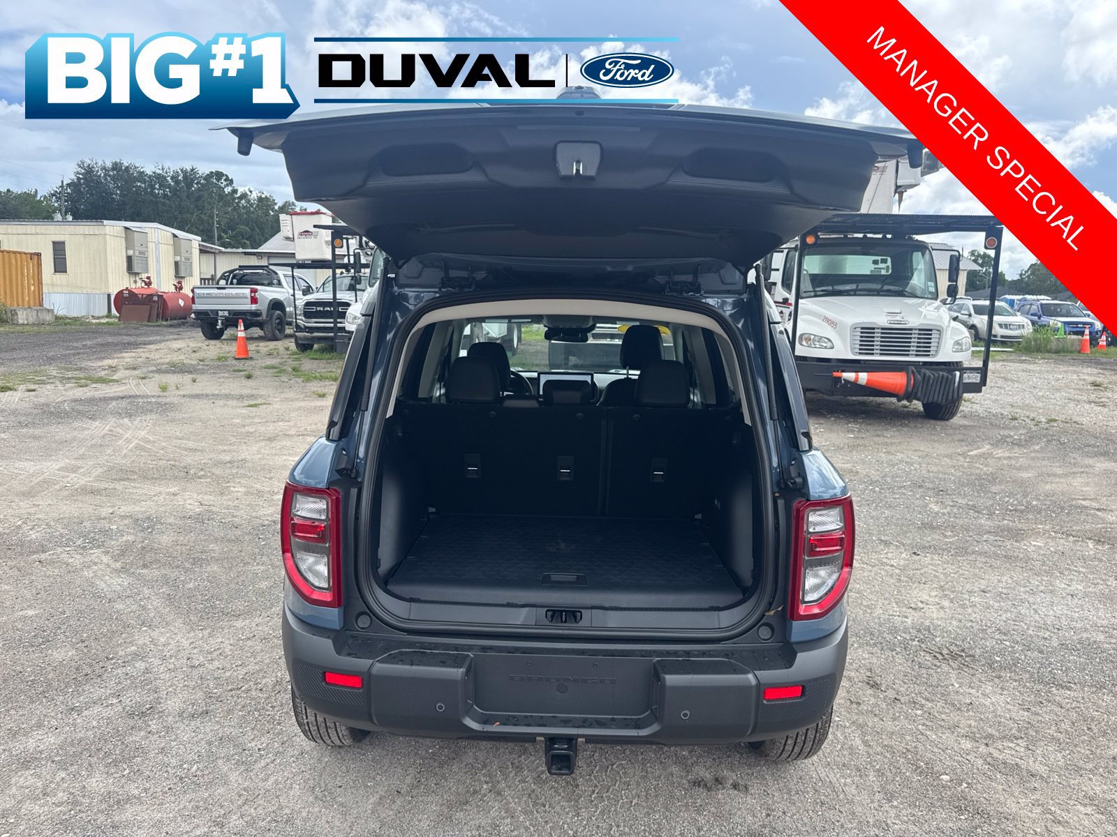 New 2026 Ford Bronco Sport Outer Banks w/ Outer Banks Tech Package+ AWD/4WD image 8