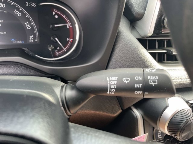 Used 2023 Toyota RAV4 LE AWD/4WD image 31