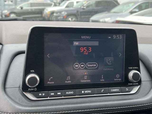 Used 2021 Nissan Rogue SV FWD image 25