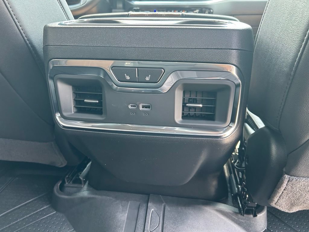 New 2026 Chevrolet Silverado 1500 High Country AWD/4WD image 17