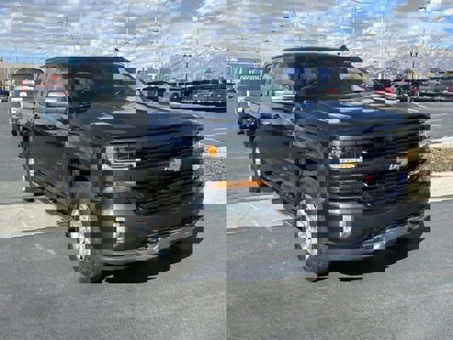 Used 2017 Chevrolet Silverado 1500 LT w/ All Star Edition image 27