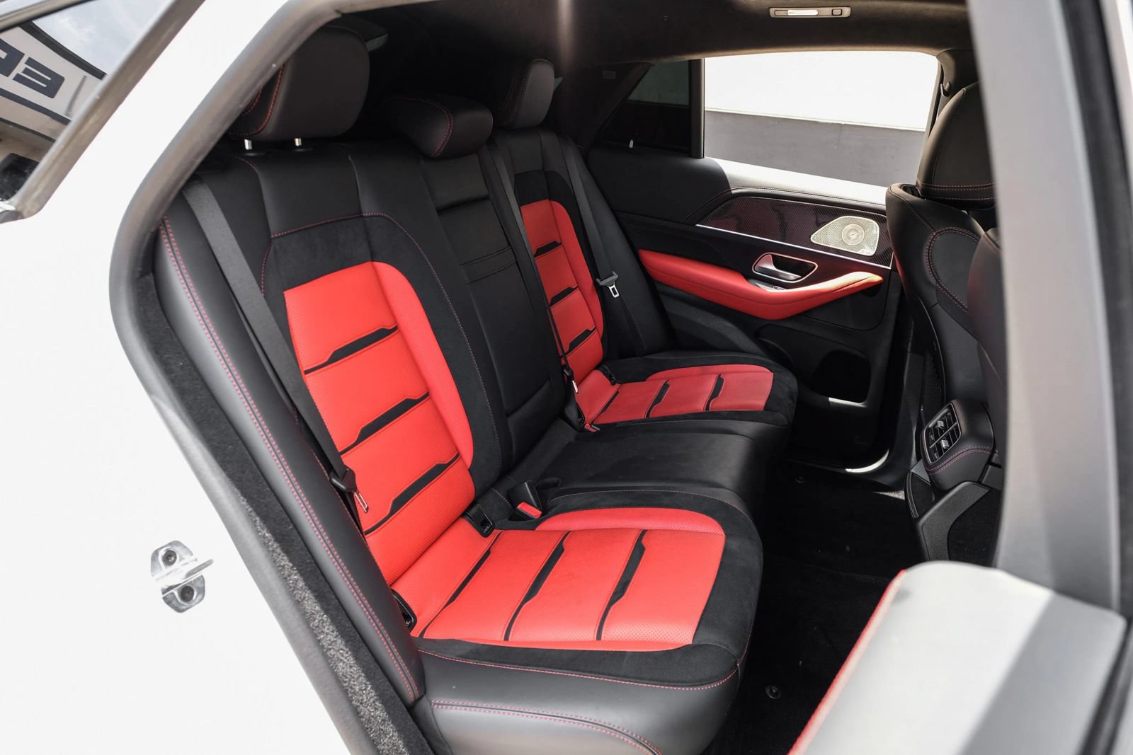 Used 2024 Mercedes-Benz GLE 63 AMG S w/ Driver Assistance Package image 33