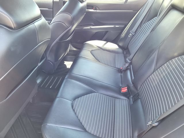 Used 2021 Toyota Camry SE FWD image 12
