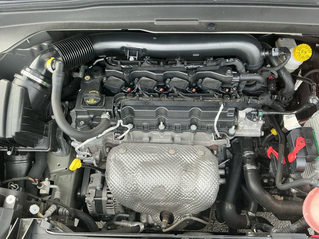 Used 2021 Jeep Renegade Latitude image 25