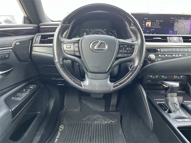 Used 2021 Lexus ES 300h w/ Premium Package image 13