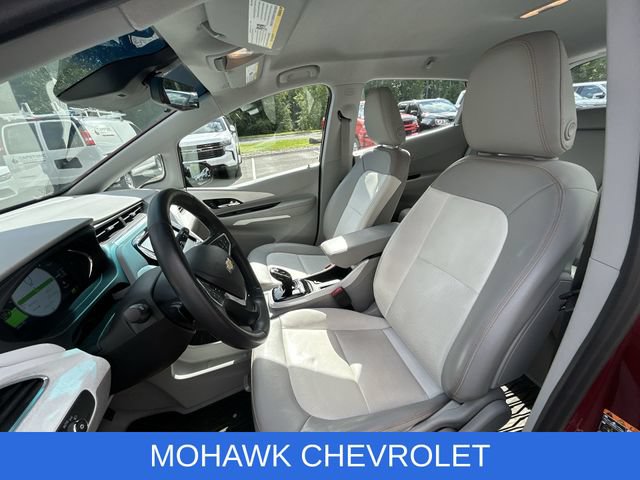 Used 2017 Chevrolet Bolt Premier w/ Driver Confidence II Package FWD image 18