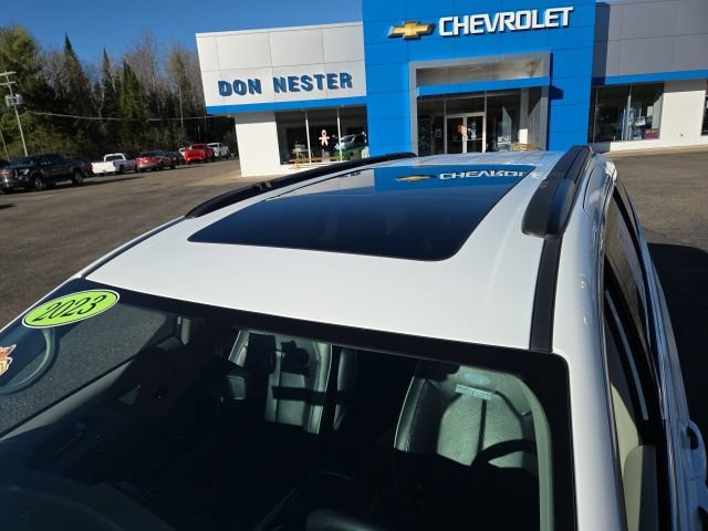 Used 2023 Chrysler Pacifica Limited FWD image 38