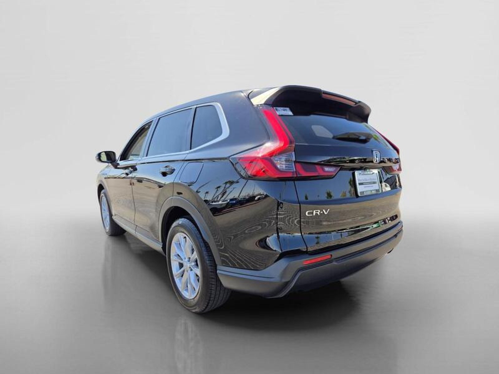 Used 2025 Honda CR-V EX image 3