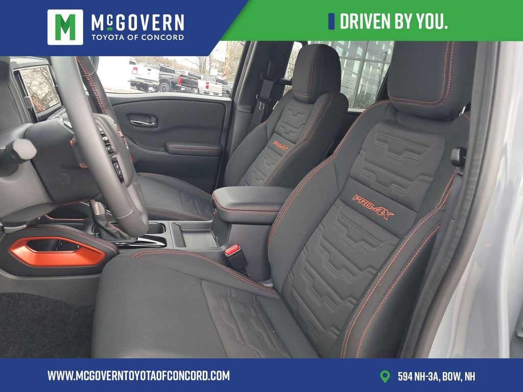 Used 2025 Nissan Frontier PRO-4X w/ Interior Protection Package image 13