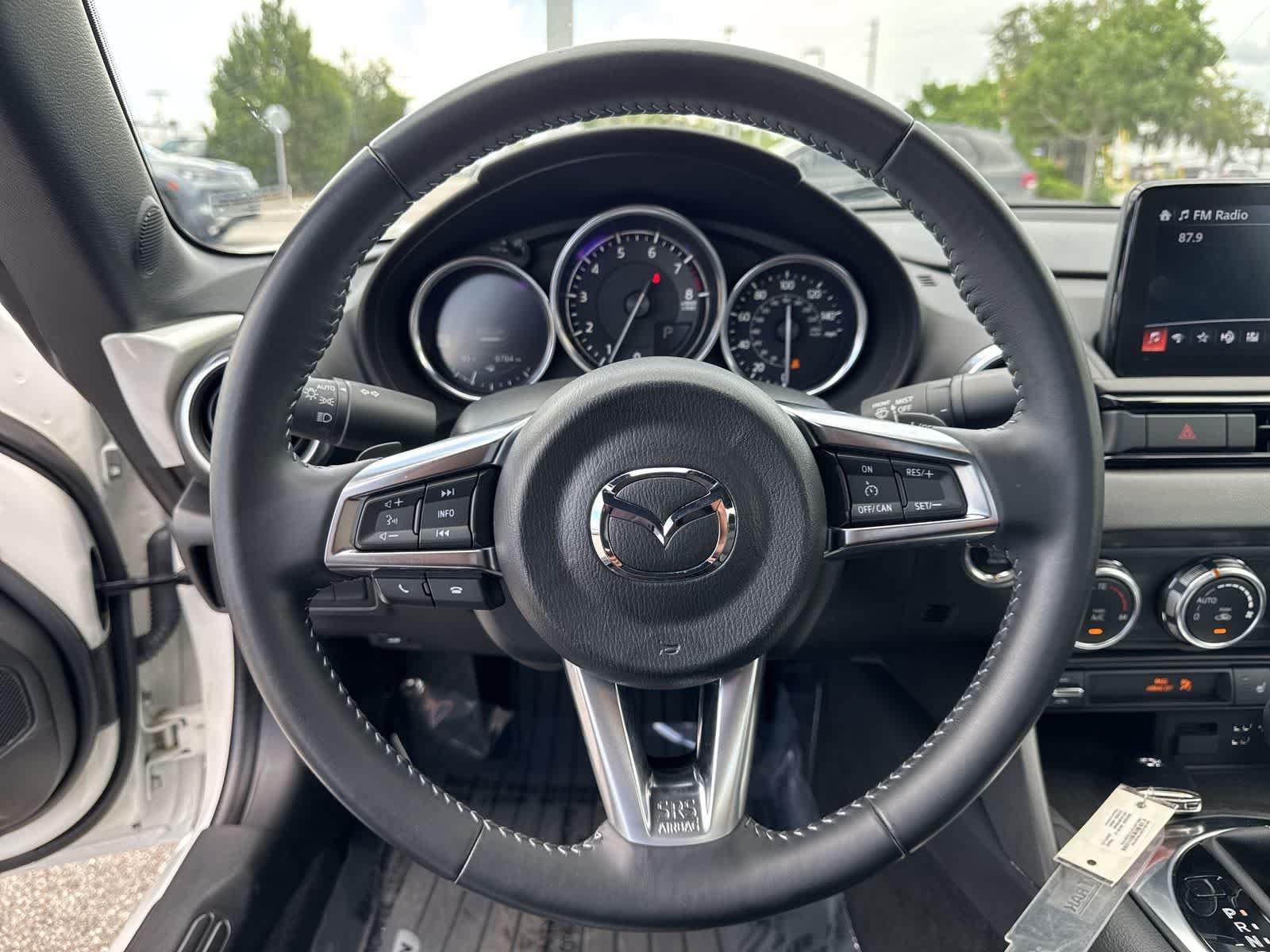 Used 2022 MAZDA MX-5 Miata RF Grand Touring RWD image 25
