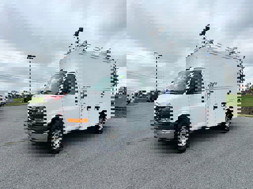 New 2025 GMC Savana 3500 w/ Power Convenience Package image 2