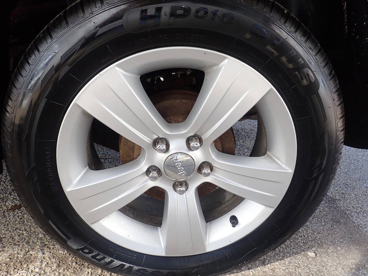 Used 2013 Jeep Compass Sport FWD image 33