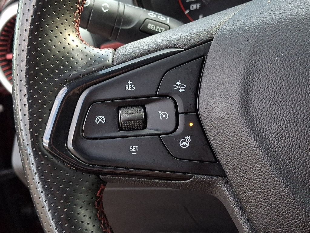 Certified 2024 Chevrolet Trax RS w/ Driver Confidence Package FWD image 20