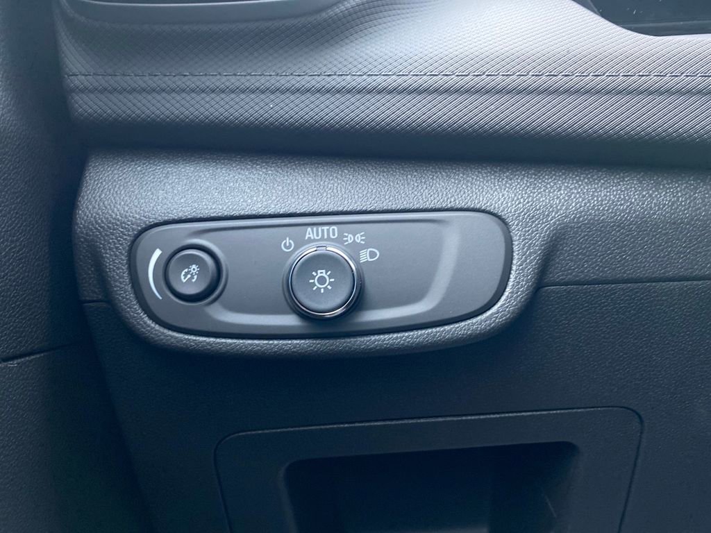 New 2026 Chevrolet TrailBlazer LT image 29