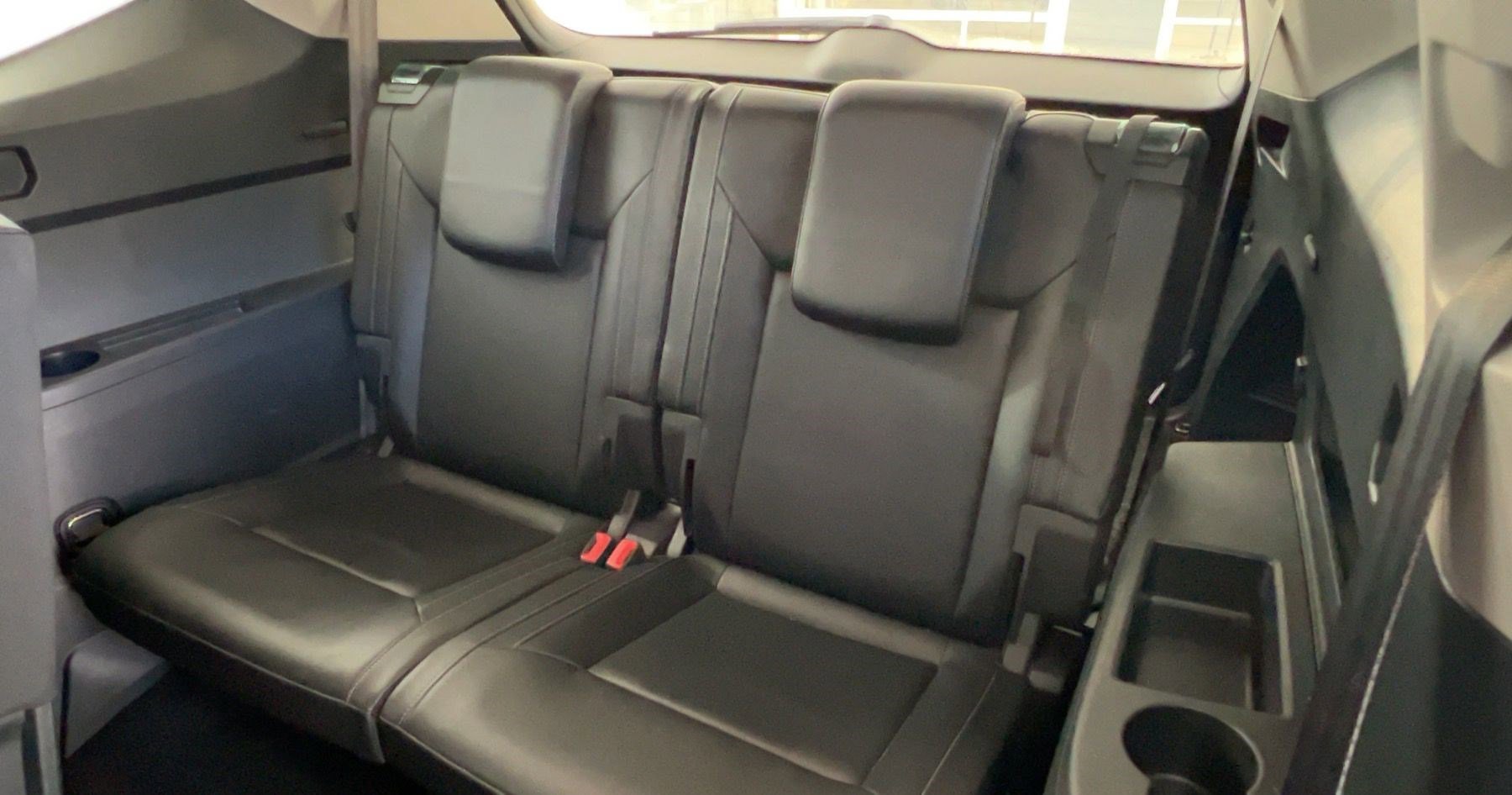 Used 2019 Volkswagen Atlas SE w/ Towing Package image 34