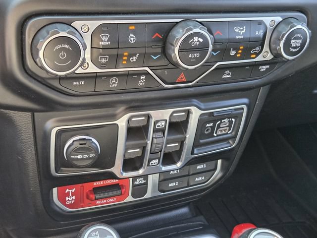 Used 2023 Jeep Gladiator Mojave w/ Cold Weather Group AWD/4WD image 20