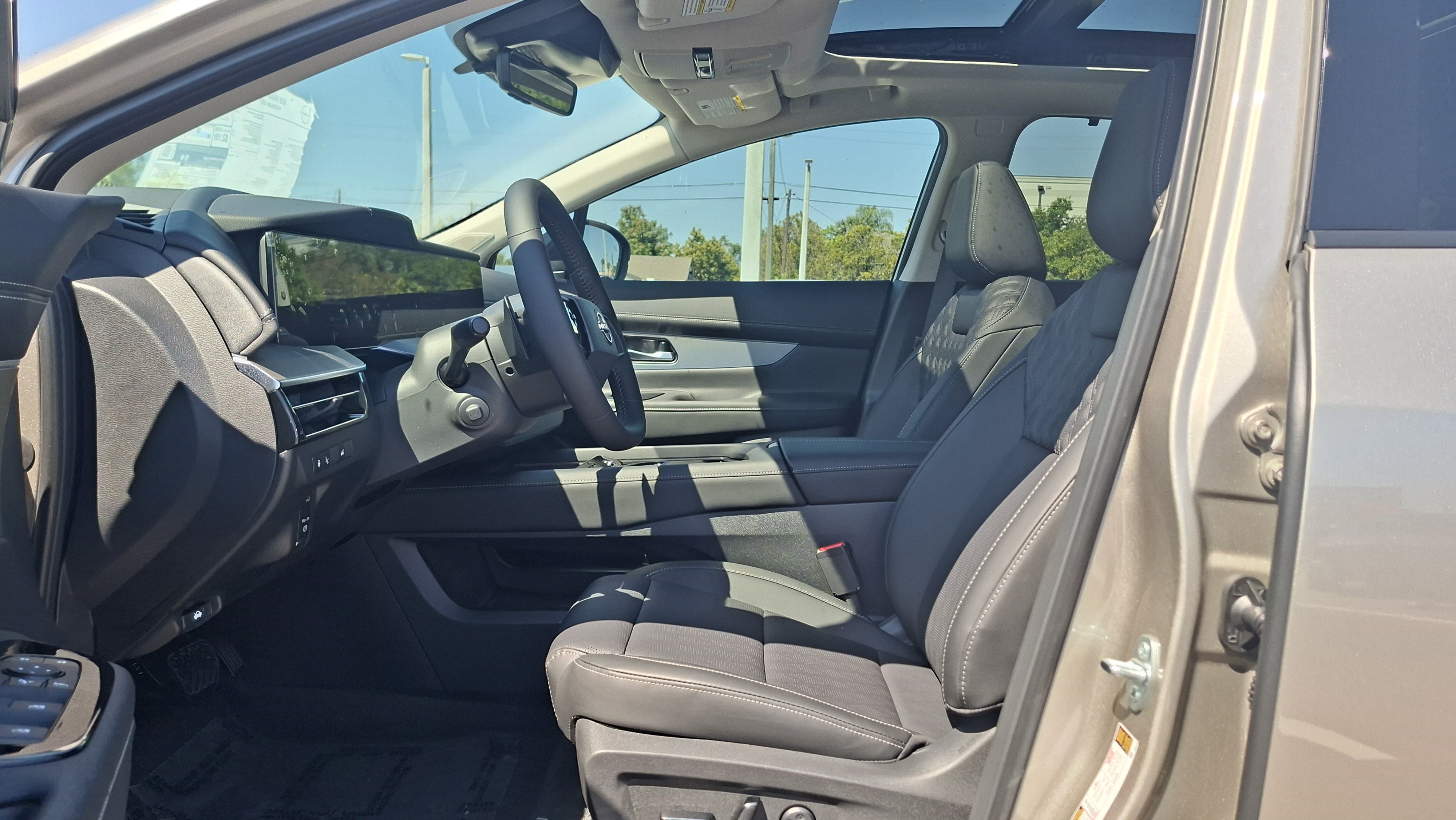 New 2026 Nissan Murano Platinum w/ Cargo Package AWD/4WD image 6
