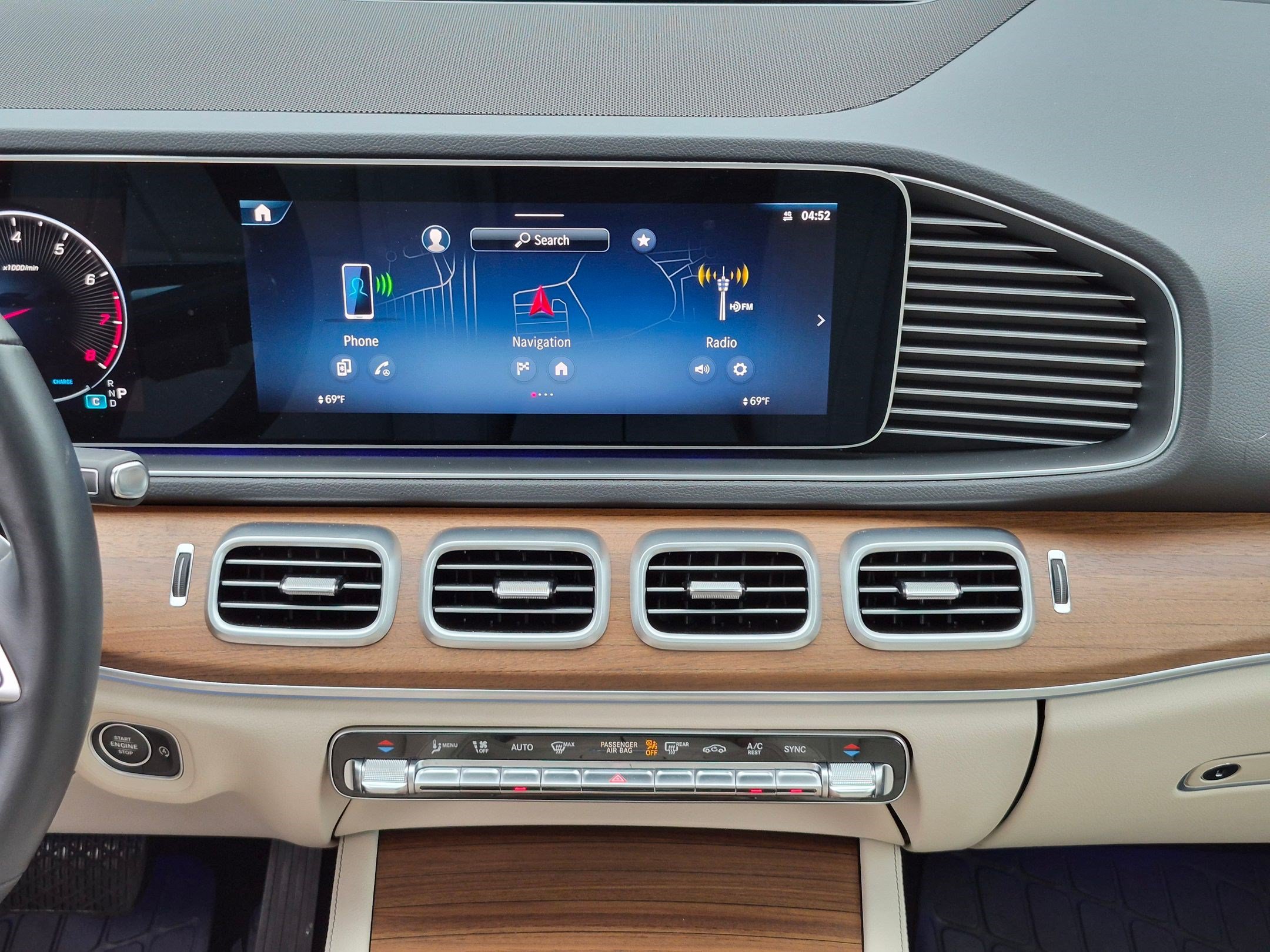 Certified 2025 Mercedes-Benz GLE 350 4MATIC image 32