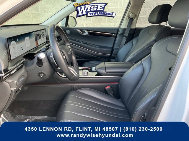 Used 2025 Genesis GV80 2.5T Standard AWD/4WD image 12