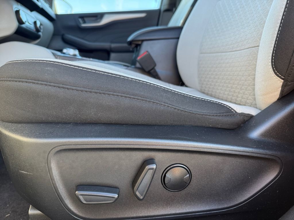 Certified 2023 Ford Escape Active image 21