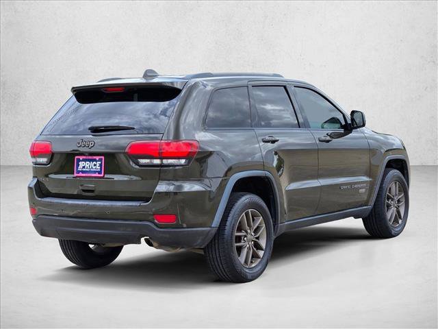 Used 2016 Jeep Grand Cherokee Laredo 75th Anniversary AWD/4WD image 5