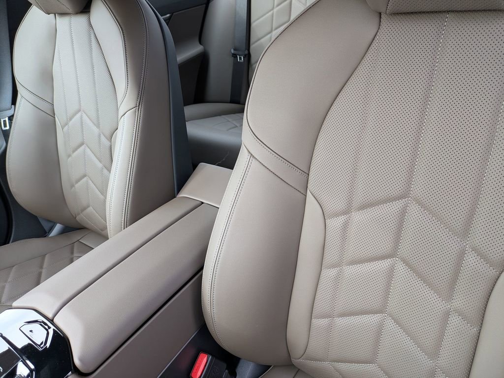 New 2026 BMW 530i xDrive w/ M Sport Package image 16