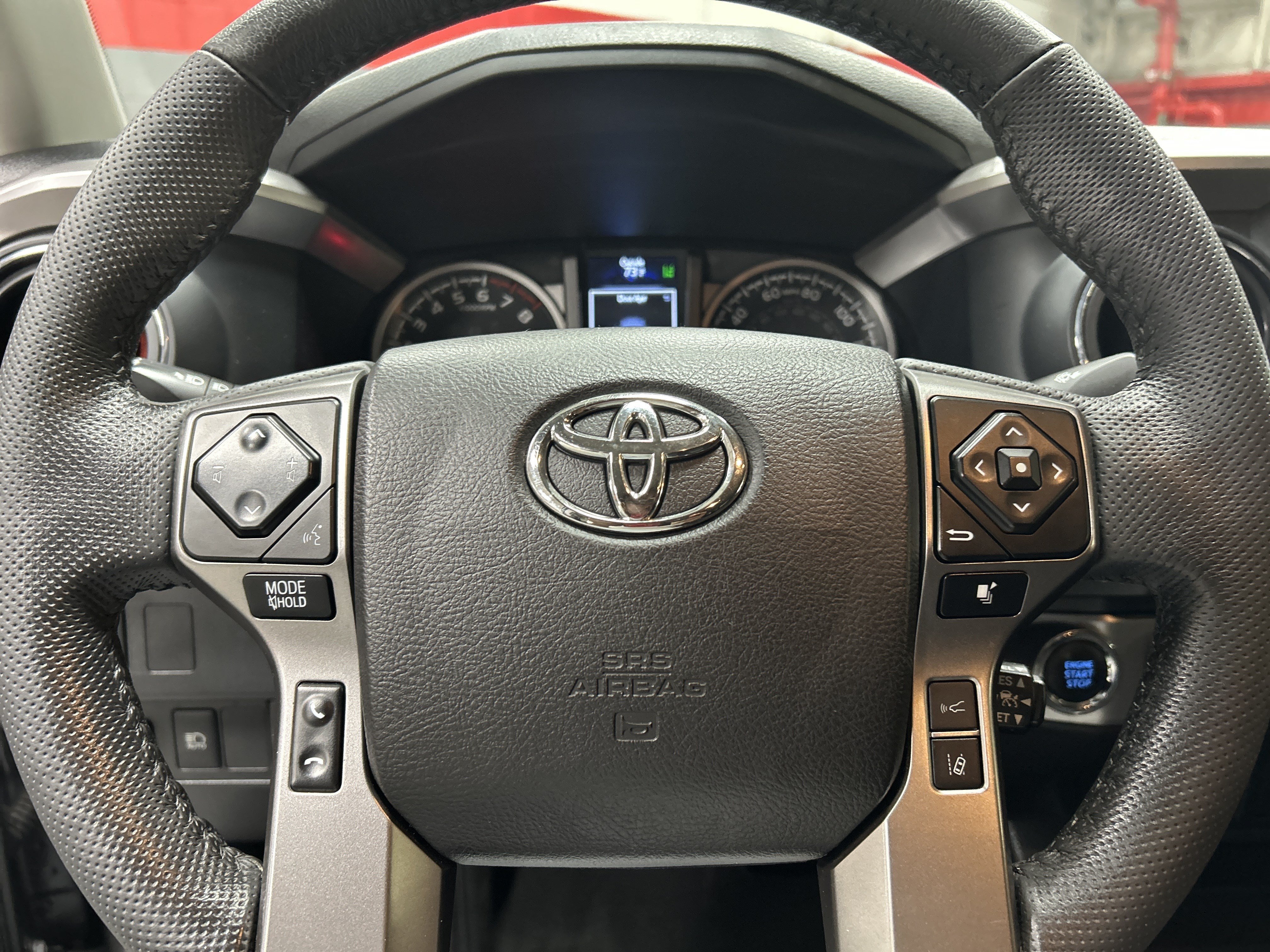 Used 2023 Toyota Tacoma SR5 AWD/4WD image 18