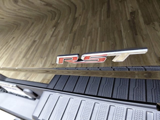 Used 2025 Chevrolet Silverado 1500 RST image 16