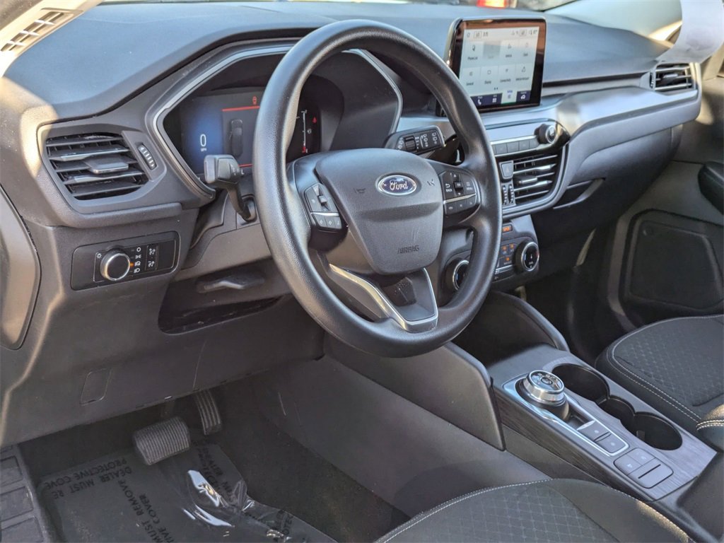 Used 2025 Ford Escape Active image 14