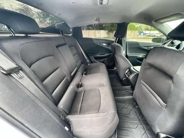 Used 2022 Chevrolet Malibu LT w/ Redline Edition image 26