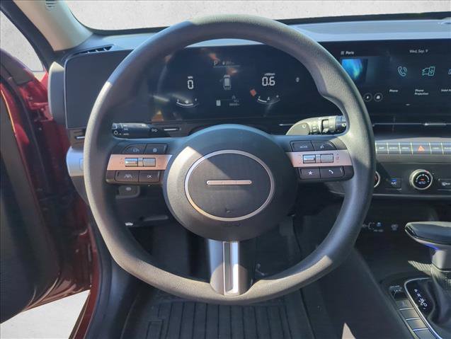 Used 2024 Hyundai Kona SE AWD/4WD image 13